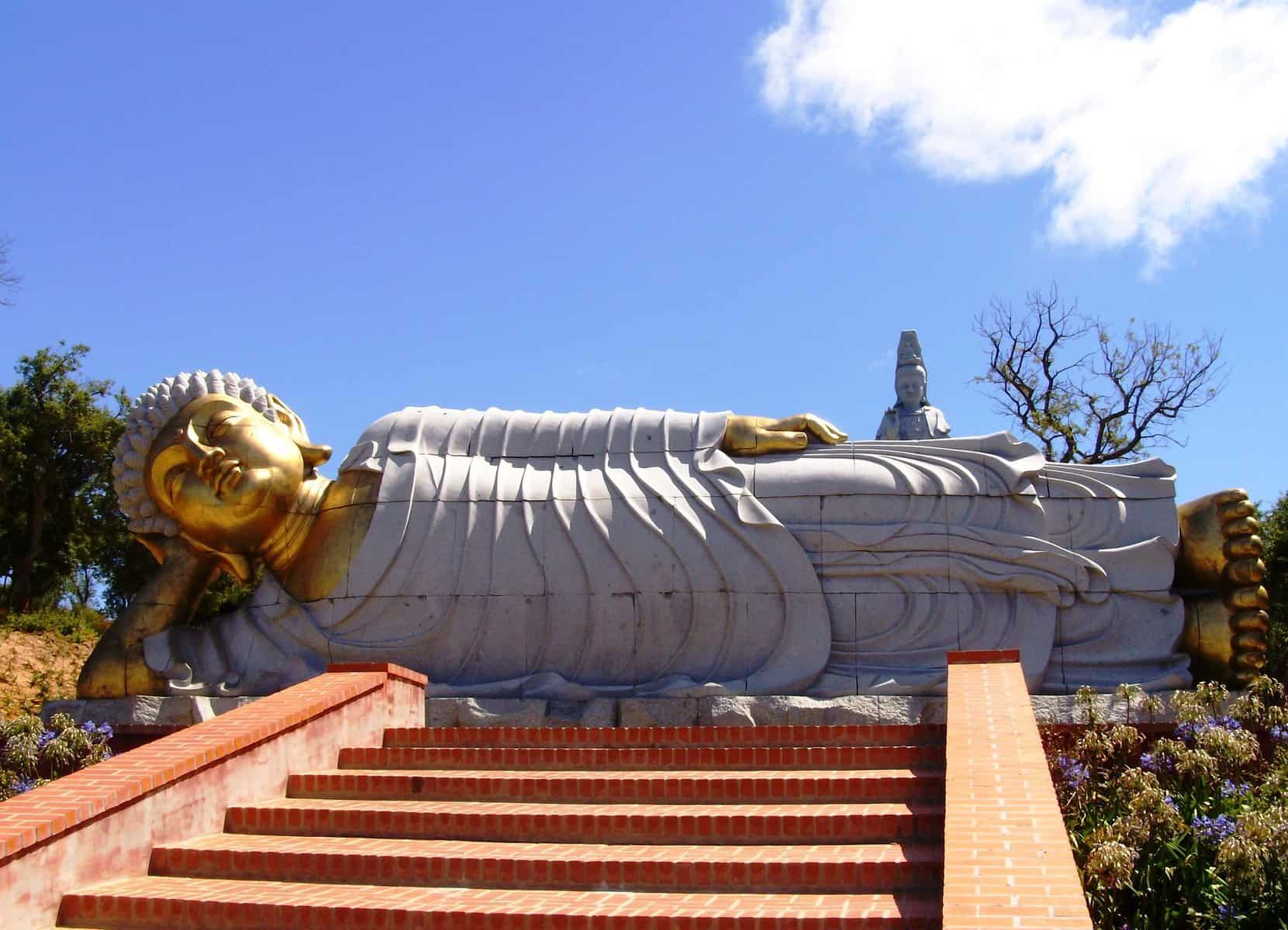 Obidos - Portugal - Buddha Eden