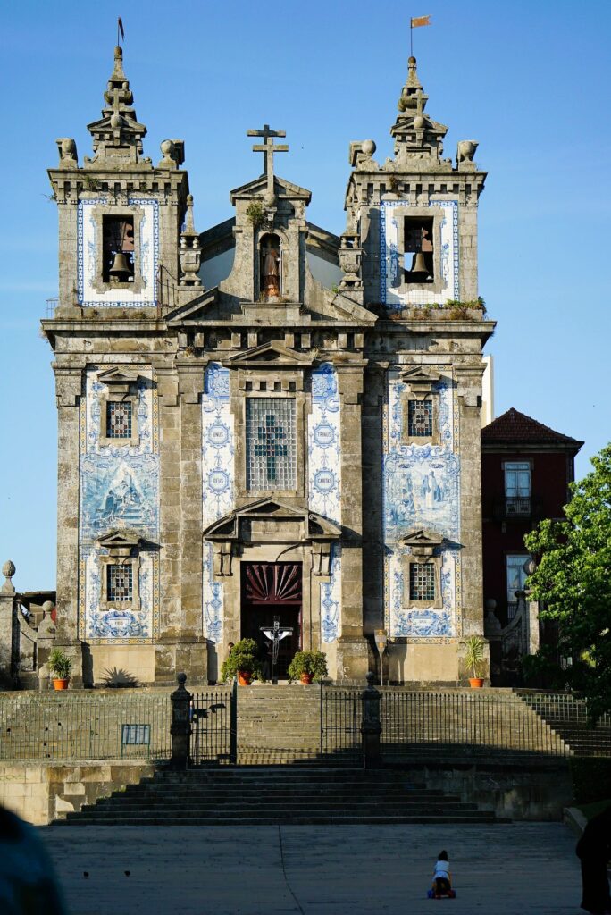Porto-Portugal-Santo-Ildefonso-Church-near-São-Bento-Station