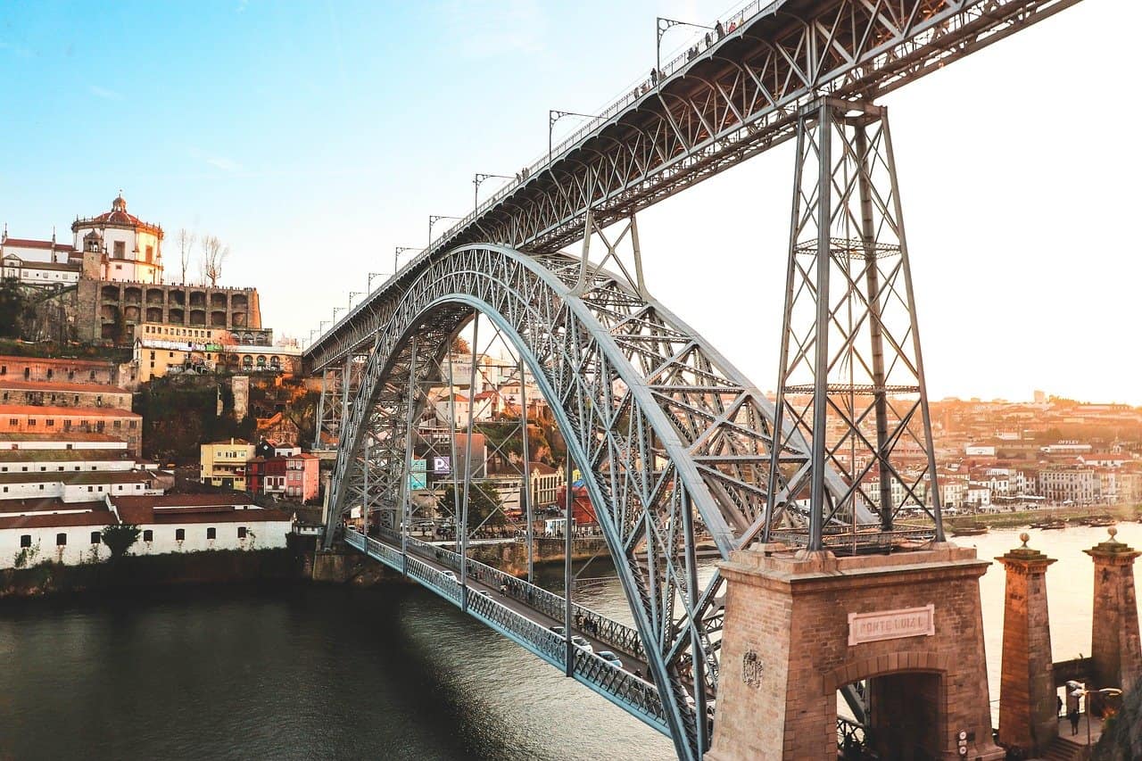 Porto-Portugal-dom-luis-bridge