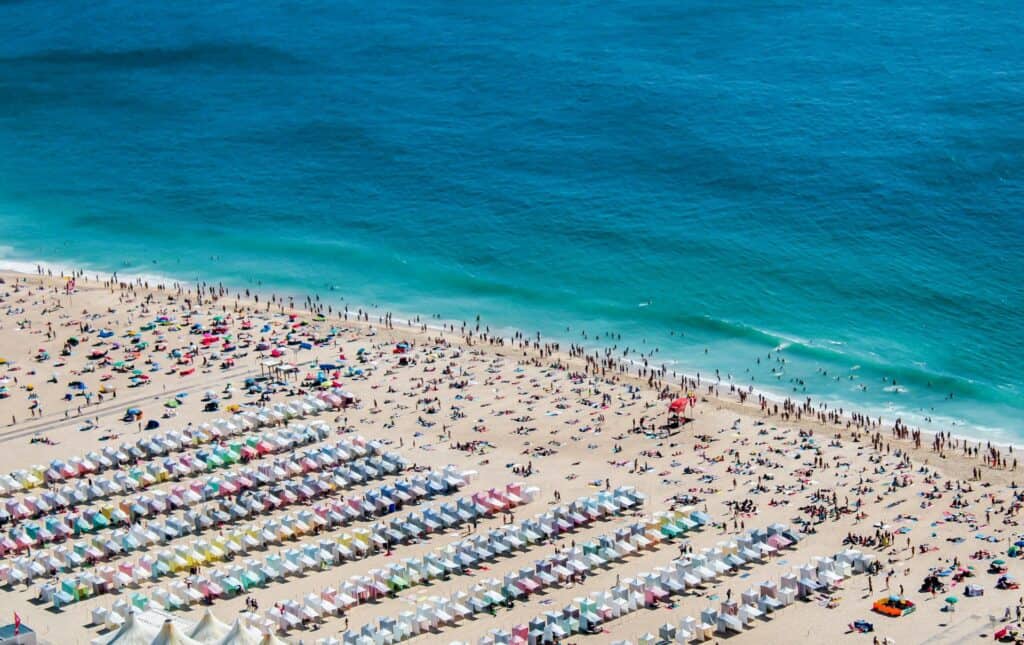 Nazaré-portugal-summer-beach