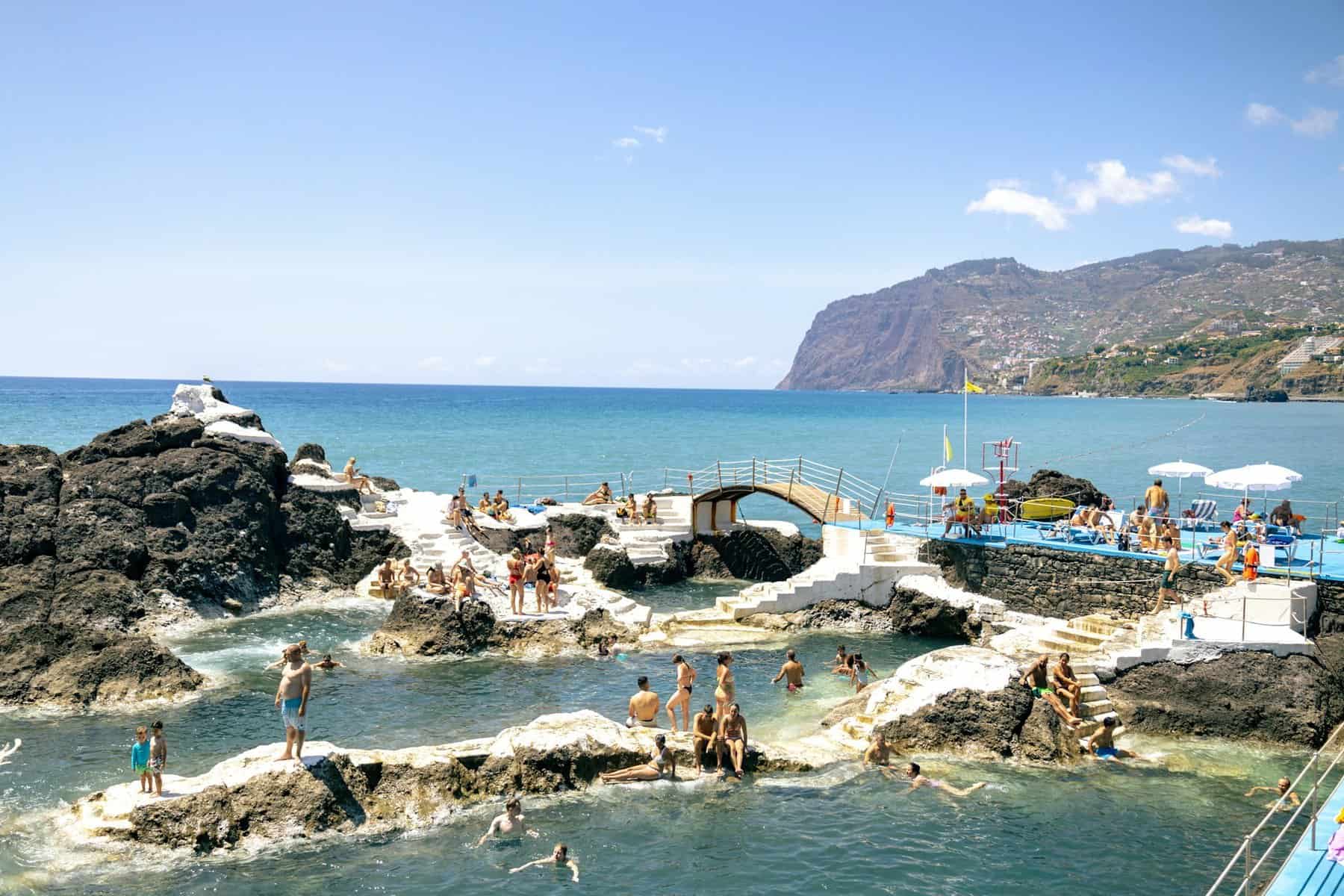 Madeira-Portugal-Piscinas-Naturais-da-Doca-do-Cavacas-Funchal