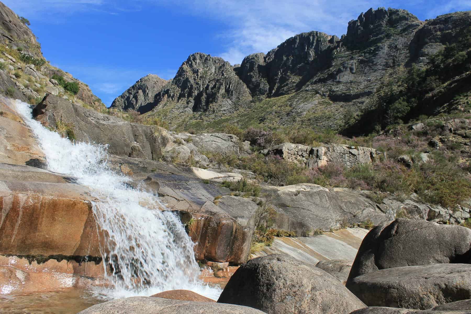 Peneda-Gerês-Portugal-rock-falls